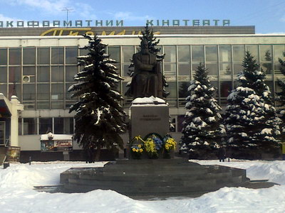 пам'ятник Грушевському