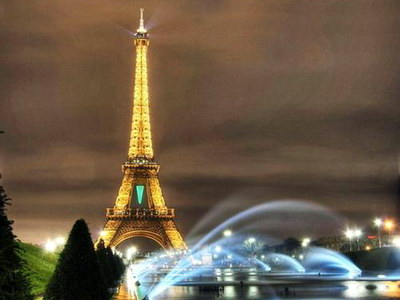 Париж, Ейфелева вежа