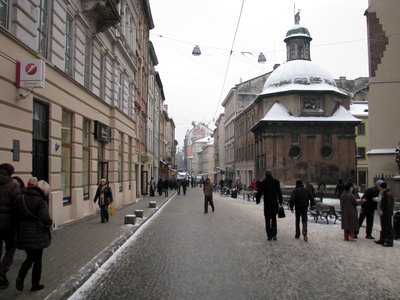 Сніг у Львові
