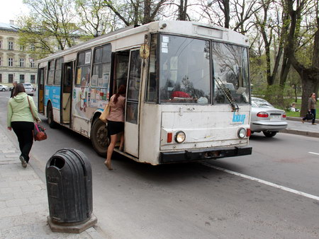 Тролейбус №25 у Львові
