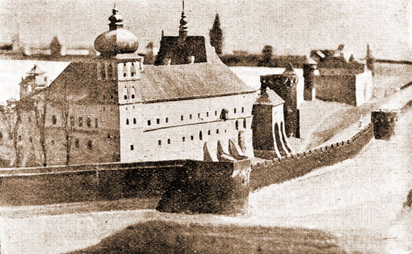 Низький замок у Львові
