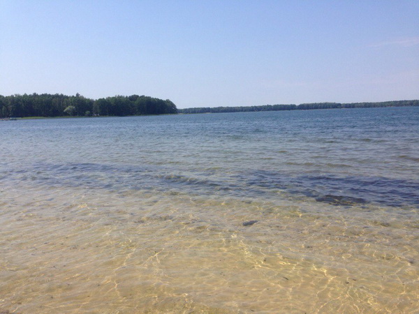 Озеро в селі Мельники