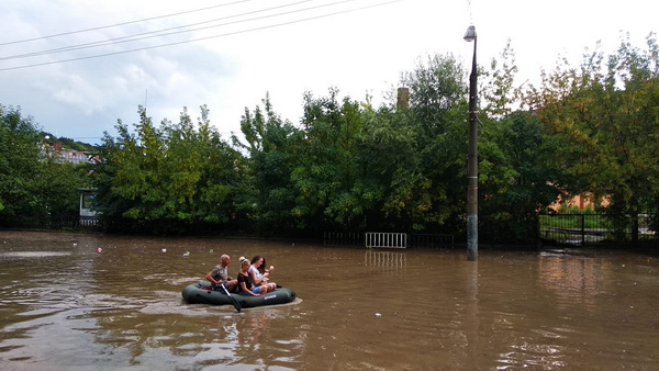 Потоп у Львові