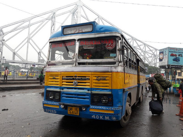 Автобус в Індії
