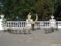 Скульптура у парку