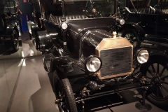 Музей автомобілів у Турині