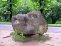Каменюка у курортному парку