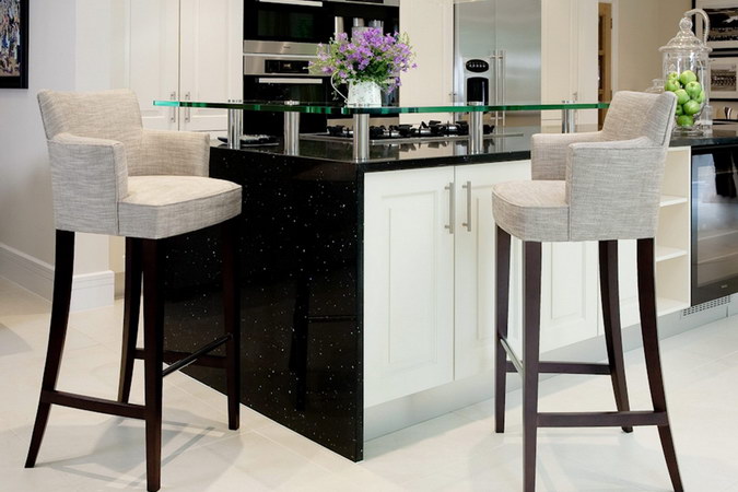 Барні стільці