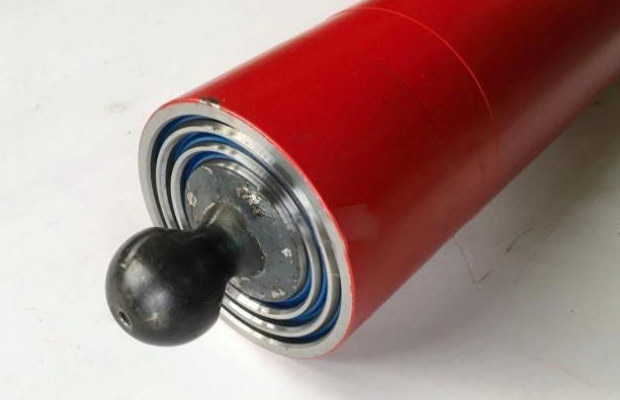 гідравлічний циліндр