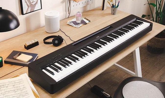 Yamaha P-145